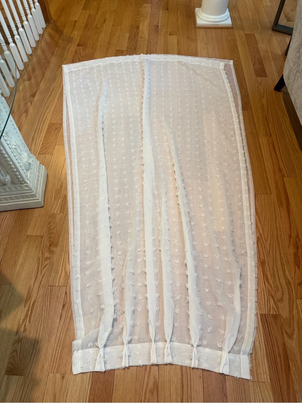 5 pieces Sheer Dot Textured Window Curtain Panel white color excellent condition